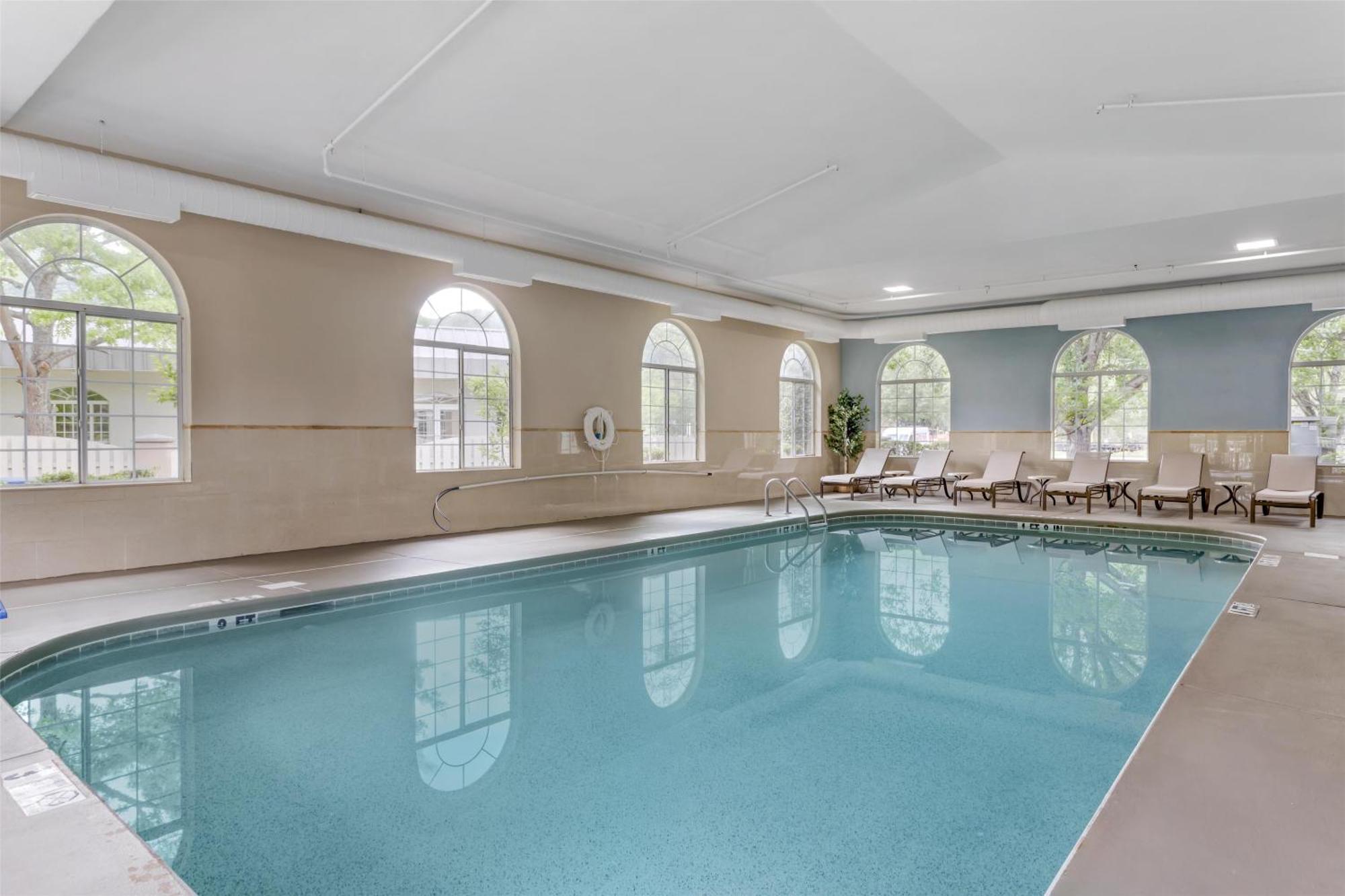 Best Western Plus River Escape Sylva / Dillsboro Exterior foto